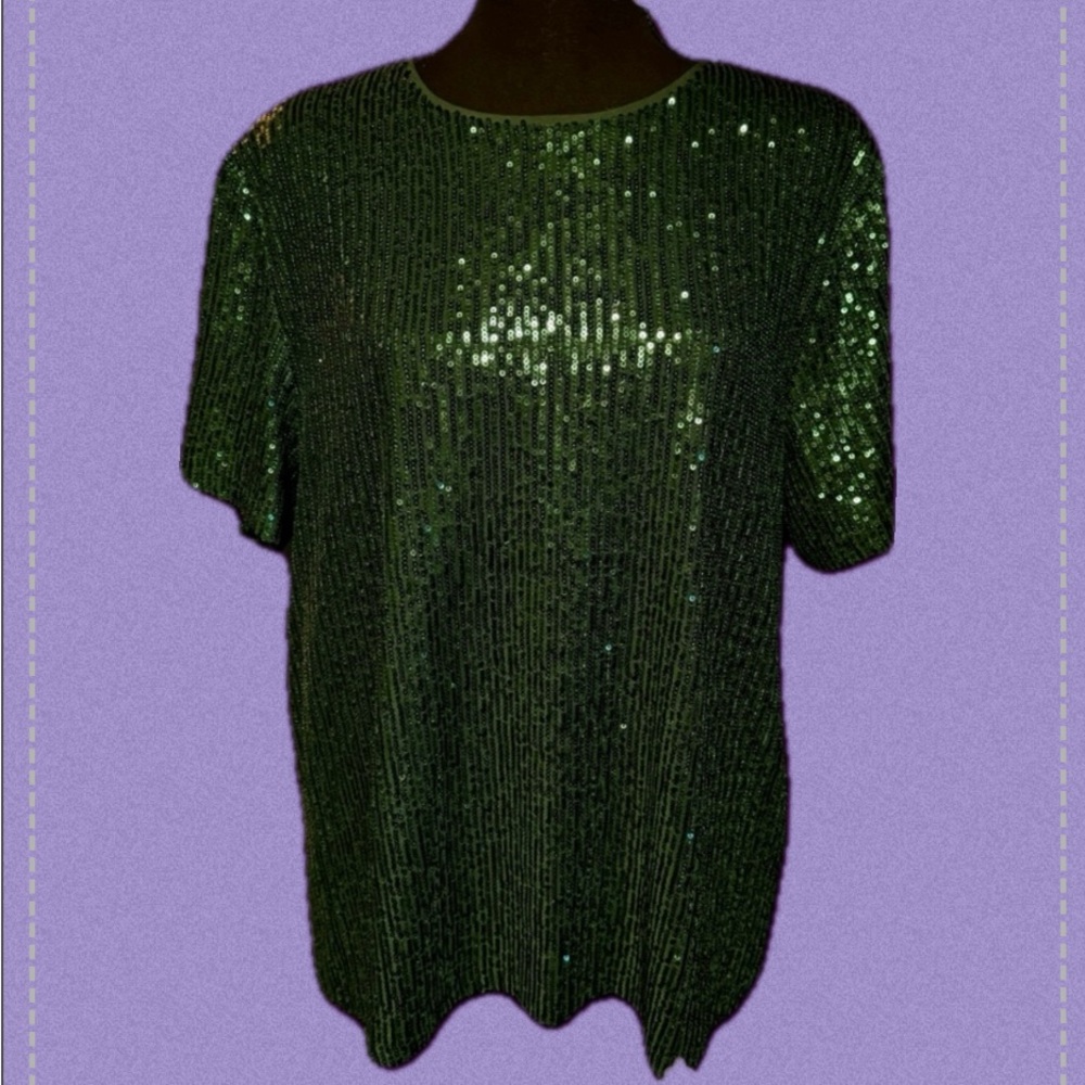 Vine & Love Green Sequin top sz L